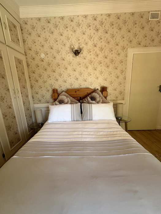 Bedroom 2 bed detail